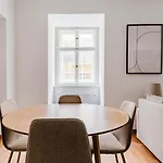 Blueground 1 Furnished Old Town Square Prg-43 * Praha